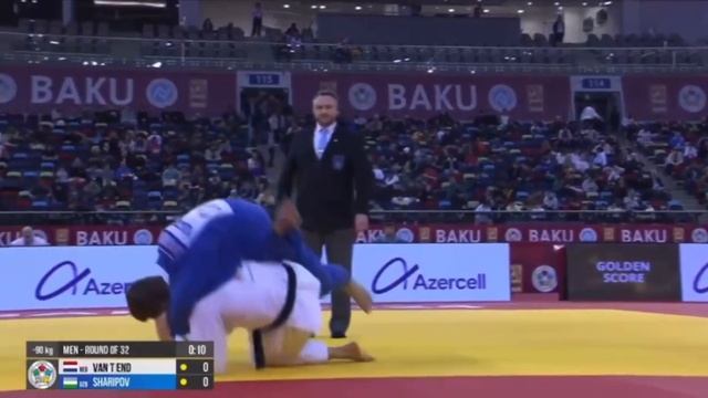 Чемпион мира Ноэль Ван’Т Энд побеждает Шарипова в первой встрече. смотреть онлайн