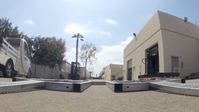 "Краш" тест солнечных панелей (PVpanels crush test) смотреть онлайн