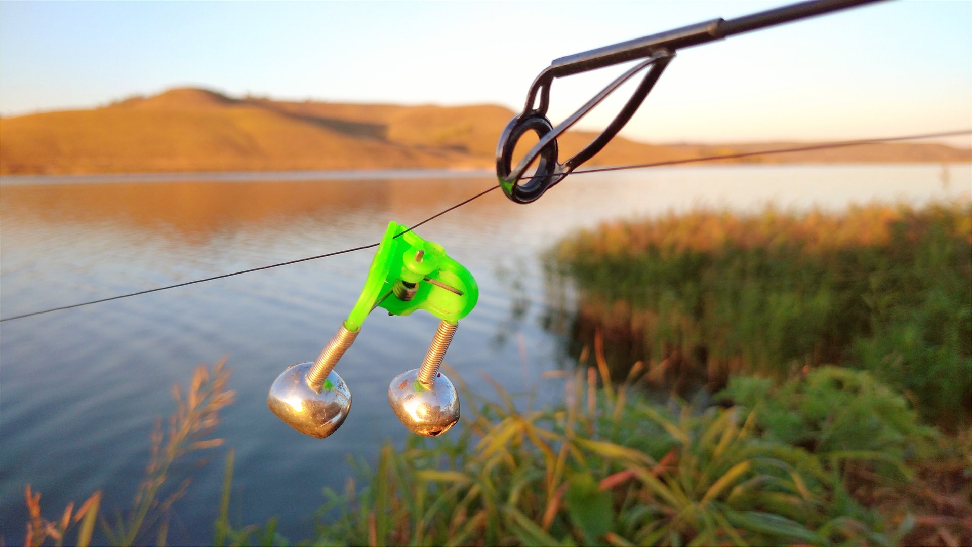 Рыбалка на донки в начале октября 2024. Ловля карася, карпа, сазана. смотреть онлайн