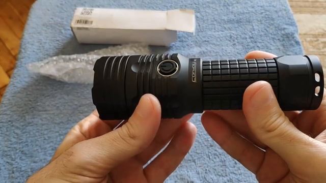 Convoy M3 - XHP70.2  4300lm Flashlight - Unboxing & Outdoor Test