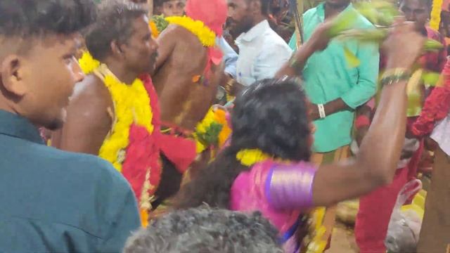 அம்மச்சிகோவில் சுடலை ஆண்டவர் கோவில் கொடை விழா 🙏🏻🙏🏻 அலங்கார பூஜை 🙏🏻 смотреть онлайн