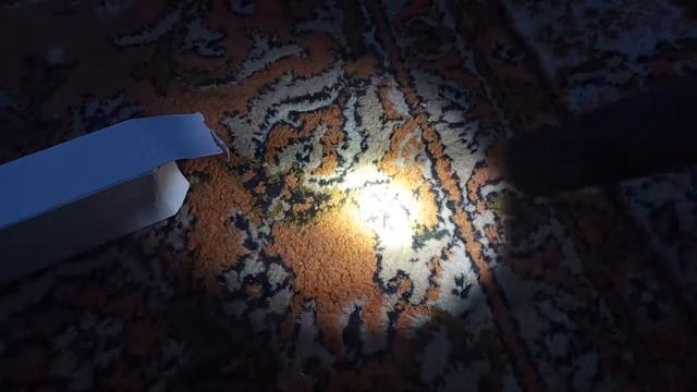 Utorch V8 CREE XPL Portable LED Flashlight смотреть онлайн
