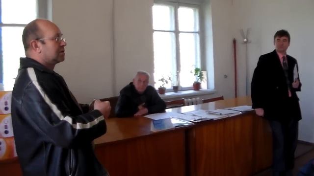 Конфлікт між владою та громадою смотреть онлайн