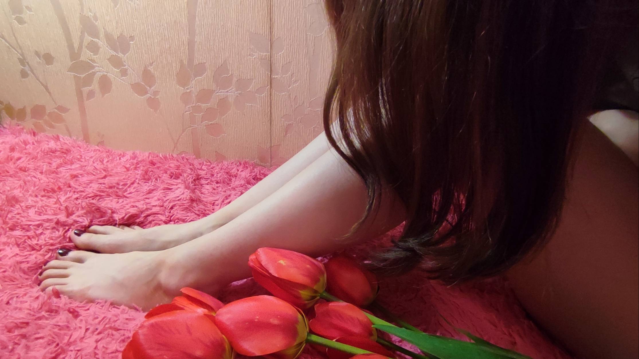 АСМР Массаж ног. Неразборчивый шепот foot massage asmr смотреть онлайн