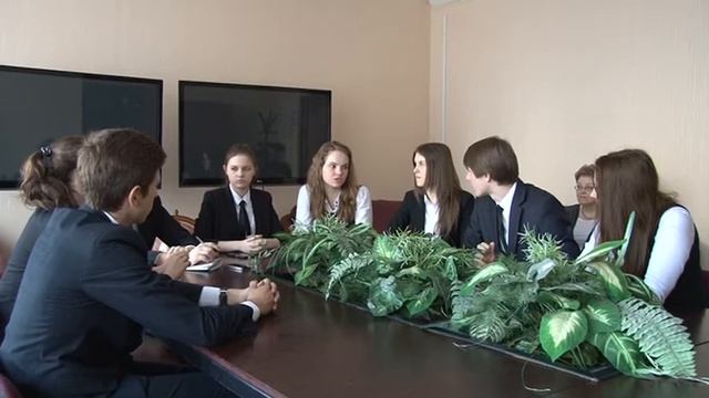 L-Sdudio production Заседание парламента (экономическая игра) смотреть онлайн