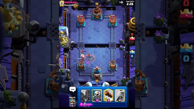 Skeleton King best deck in clash royale - Skeleton King Launch Party смотреть онлайн
