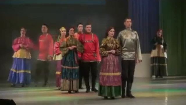 Из за лесу... (ансамбль "Северная околица" г.Сыктывкар) смотреть онлайн