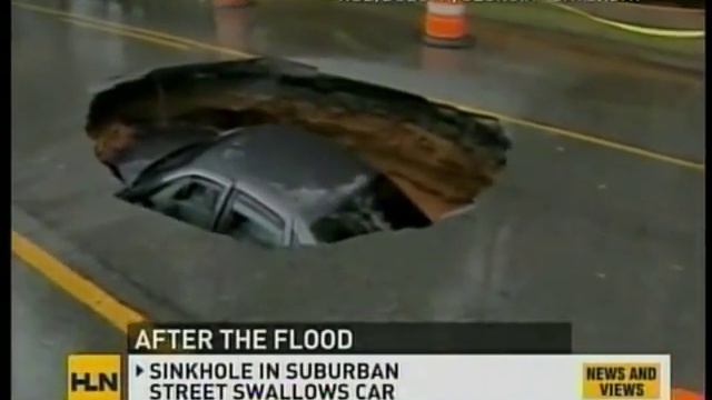 Car Radio Stolen after Sinking in Atlanta (CNN) смотреть онлайн