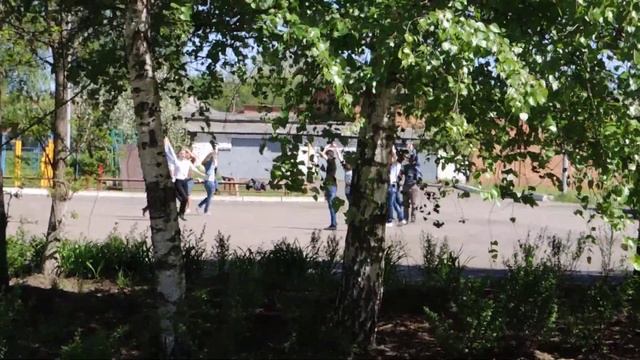 Острогожск Подготовка к выпускному балу. смотреть онлайн