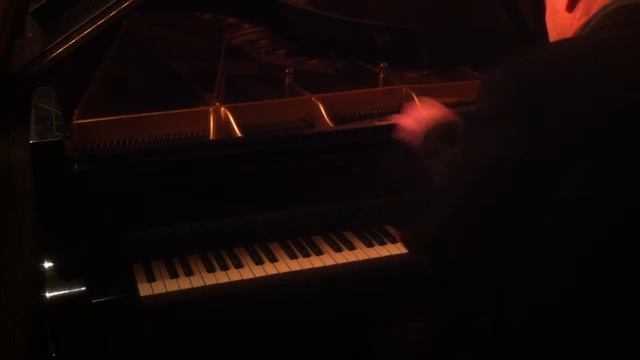 Pull Me to Your Peace by István Hernek смотреть онлайн
