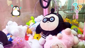 Как вытащить большую круглую игрушку в автомате Хватайка? Достали много классных игрушек.