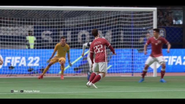 FIFA 22 - Karol Linetty Poor Goalkeeper смотреть онлайн