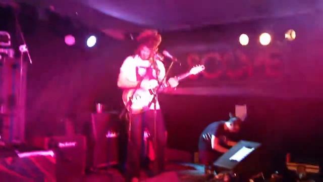 Ash Grunwald feat Scott & Andy from The Living End - Crazy - Live @ Kings Beach Tavern смотреть онлайн