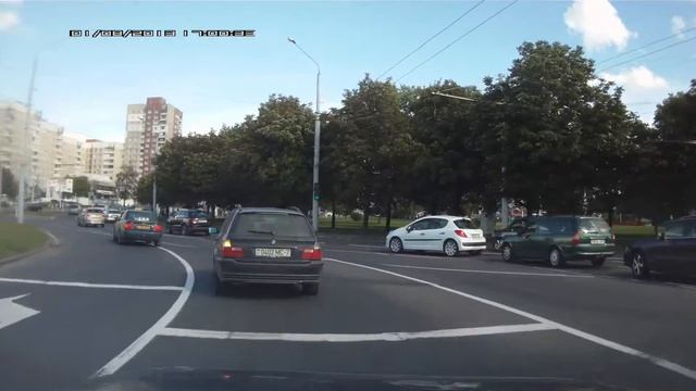 Опять моя любимая площадь Бангалор смотреть онлайн