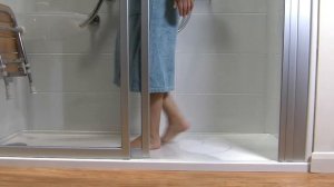 Bathing Solutions Princess Walk-in Shower