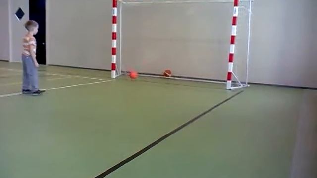 Вова юный нападающий смотреть онлайн