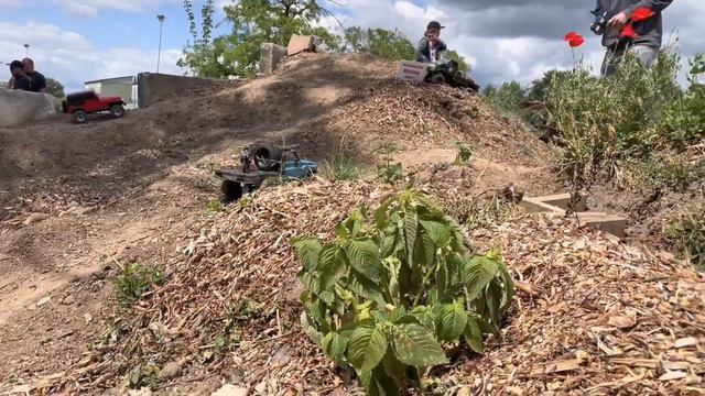 Toyota Lc70 killerbody und Traxxas Trx 4 chassis смотреть онлайн