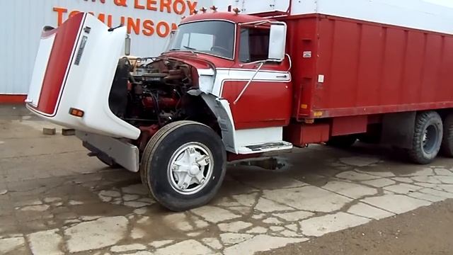 1978 INTERNATIONAL 1800 смотреть онлайн