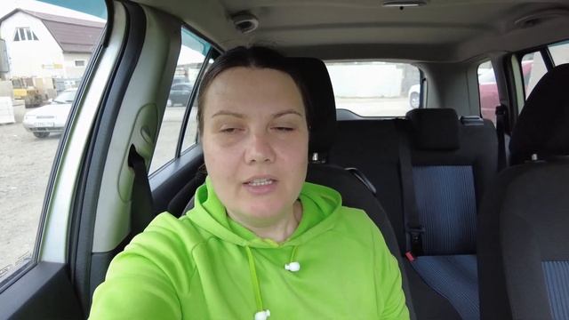 Делаем ЭЛЕКТРИЧЕСТВО💡/ "Новая" кухня😁/ Катаюсь..🚗 смотреть онлайн