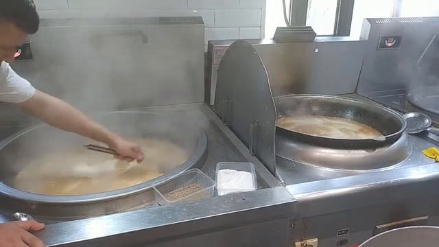 БЕСПЛАТНЫЙ ПЛОВ КУРБАН ХАЙИТ 2 ДЕНЬ смотреть онлайн