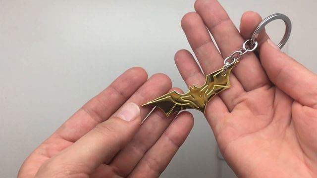 Брелок для ключей Бэтмен смотреть онлайн