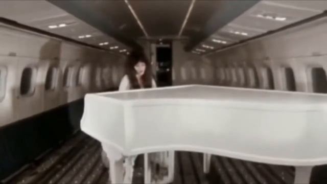 Mariska Veres. I Like You (HD) смотреть онлайн