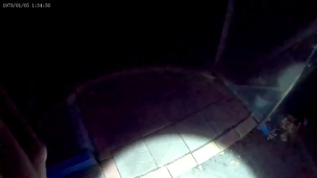 Тест фонаря фонаря Convoy S11 и Convoy M26C