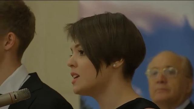 Вручение красных дипломов отличникам факультета психологии МГУ им. М.В.Ломоносова. 30.06.2015 смотреть онлайн