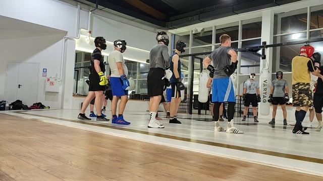 Varyag Fight Gym (Митино). Бокс 02.10.2024 смотреть онлайн