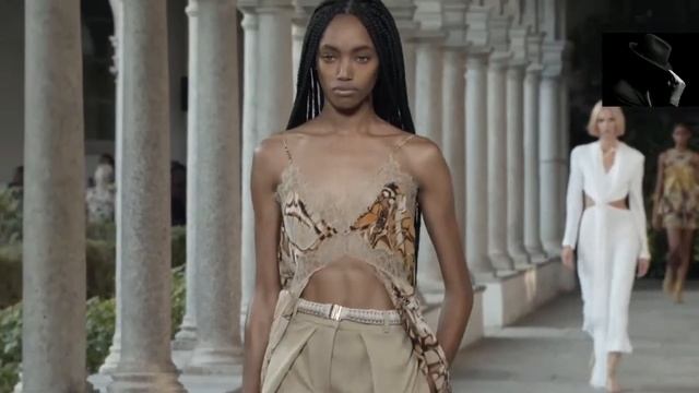 АЛЬБЕРТА ФЕРРЕТТИ ВЕСНА ЛЕТО 2022 НЕДЕЛЯ МОДЫ В МИЛАНЕ смотреть онлайн