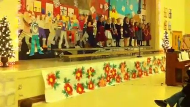 Avon School Choir смотреть онлайн