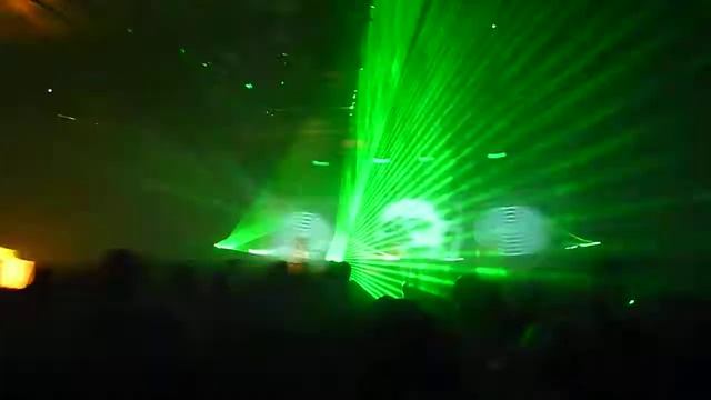 Let Me Think About It @ Lasershow bei der Big City Beats 12 Release Party im Roxy in Ulm in HD смотреть онлайн