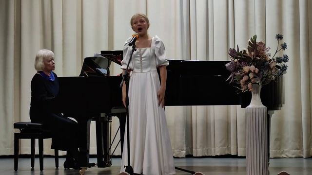 Ангелина Котельникова, 12 лет «Что поёшь, краса-девица» муз. А. Алябьев, сл. В. Домонтовича смотреть онлайн