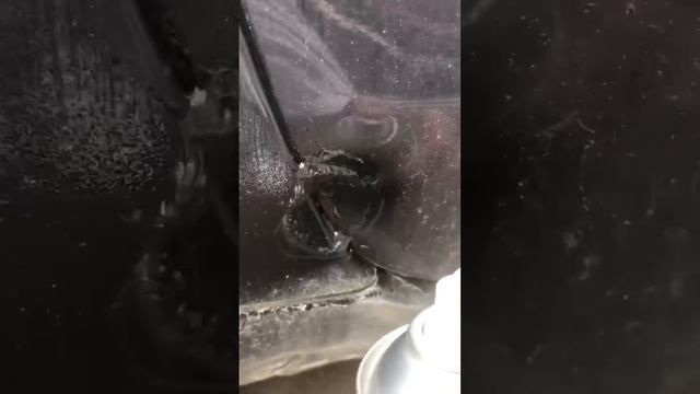 Эта проблема с ржавчиной знакома всем… #авто #лайфхаки #ржавчина смотреть онлайн