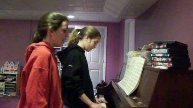 falling slowly- livi and julia 107.MOV смотреть онлайн