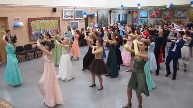 Флешмоб. Новогодний студенческий бал РГУ им. А.Н. Косыгина 24.12.16 г. смотреть онлайн