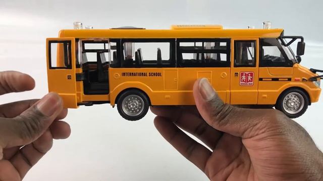 Металлический автобус Wanbao 1:24 «SchoolBus» 671D инерционная, свет, звук смотреть онлайн