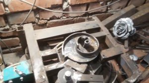 Станок для холодной ковки с программным управлением.