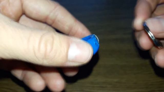 ФОНАРЬ - БРЕЛОК ИЗ ПЕПСИ смотреть онлайн