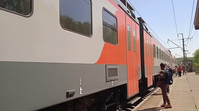 ЭП2Д-0194 сообщением Жеребцово - Новосибирск-Главный на о.п Комаровка. смотреть онлайн