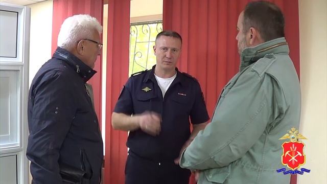 В Новокузнецке члены общественники проверили качество предоставления государственных услуг сотрудник смотреть онлайн