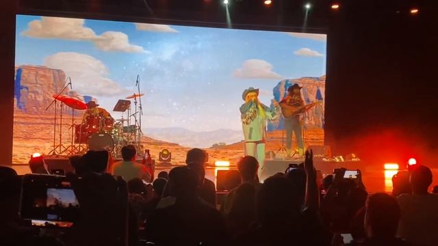 Oliver Tree - Freaks & Geeks (live @ Monterrey, Mexico)