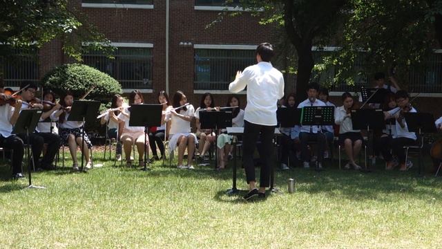 The Skater's Waltz(Les Patineurs) / GNUE Philharmonic Orchestra [광주교대 오케스트라 2014 야외연주회 #1] смотреть онлайн