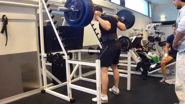 Knebøy 1rm смотреть онлайн