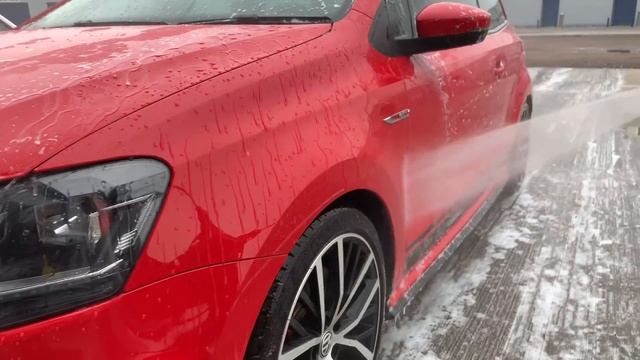 VW POLO GTI Detailed Wash by Vivid Car Care смотреть онлайн