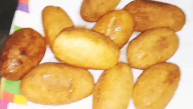 সহজভাবে গোলাপ ফুল গাছের শোপিস তৈরি করলাম আর সুজির নাস্তা /Hand made showpiece / recipe смотреть онлайн