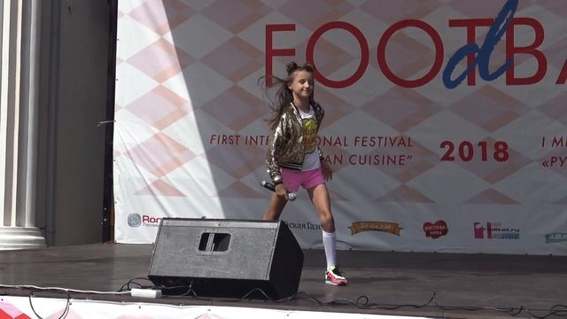 Крис Смирнова Песня "Шоколатье". Фестиваль "Русская кухня" в Измайлово смотреть онлайн