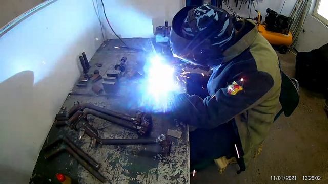 Изготавливаем бревнодержатель)) смотреть онлайн