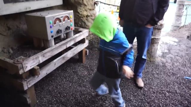 Sophie's 3rd Birthday Vlog | 3.4.18 смотреть онлайн