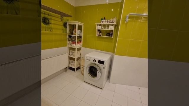 Видео обзор 2кквартиры на Пионерской с огромной гостиной смотреть онлайн